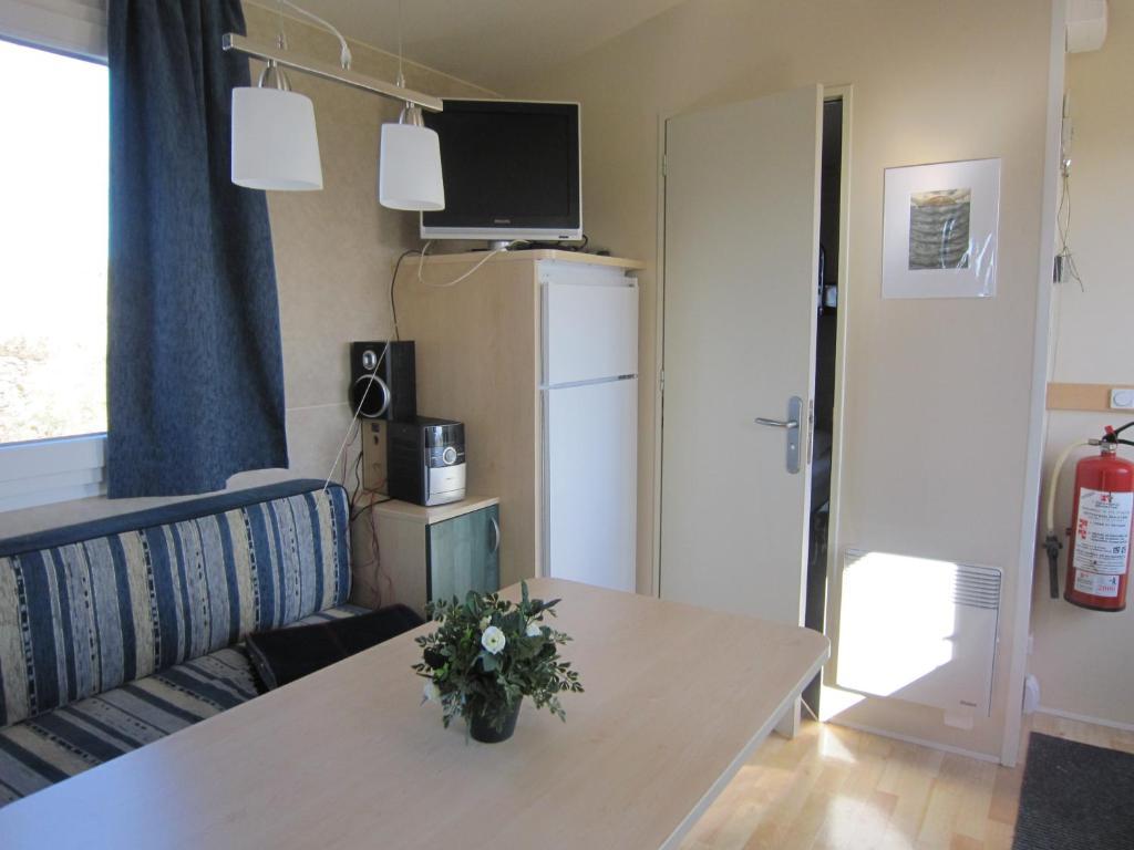 Laekjarkot Rooms And Cottages With Kitchen Borgarnes Szoba fotó