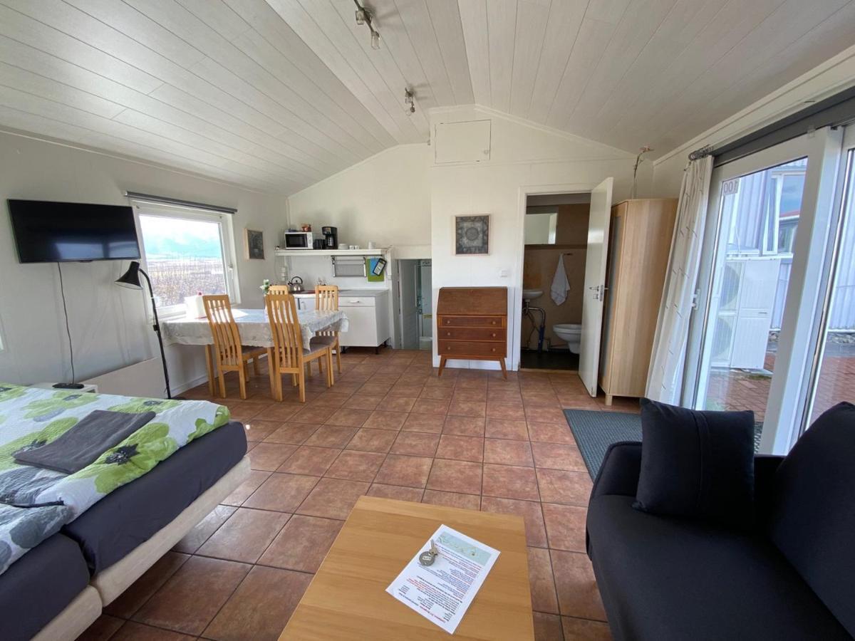 Laekjarkot Rooms And Cottages With Kitchen Borgarnes Kültér fotó